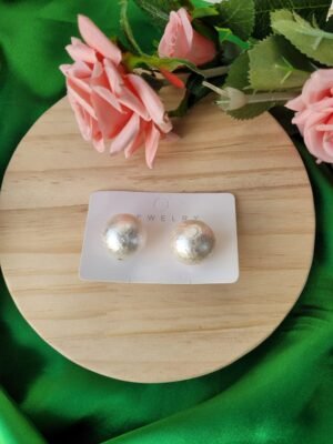 Big Pearl Studs