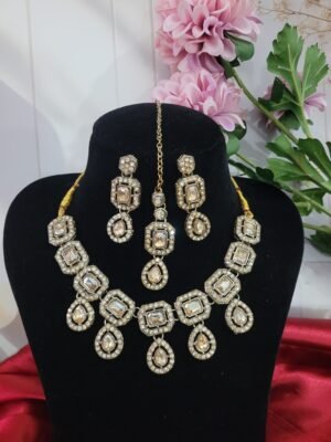 Kundan Golden Stone Set – Pattern 2