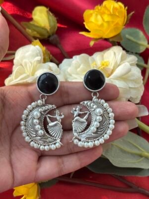 Moon Pearl Brass Earrings – Black