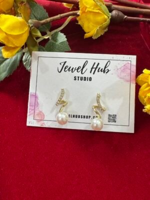 Unique Pearl Earrings