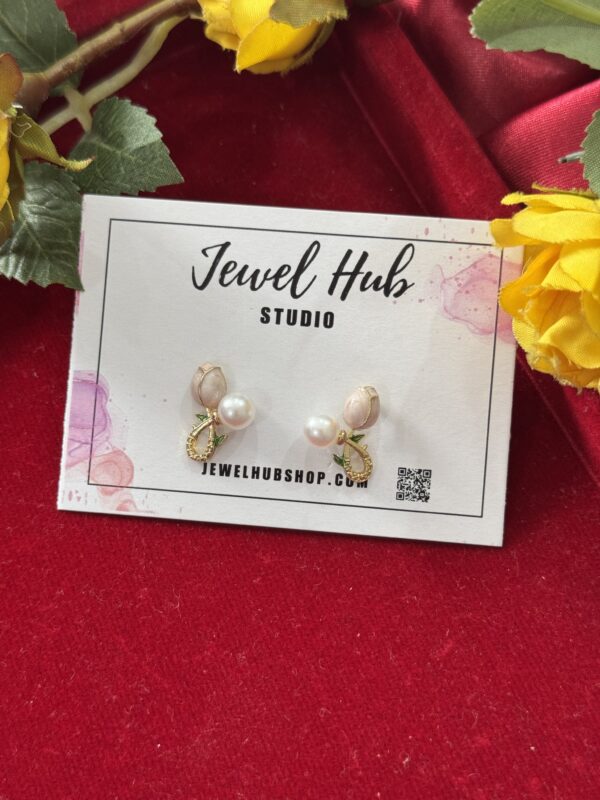 Tulip Earrings