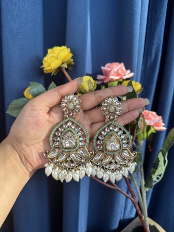 Sanya Kundan Earrings - Light Green