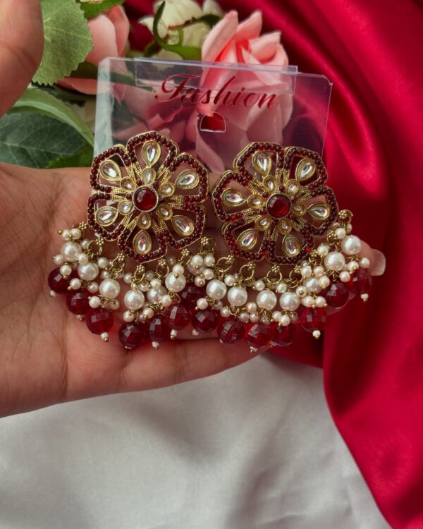 Flower studs - Red