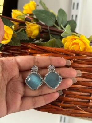 Monalisa Stone Brass Earrings – Dual Shade