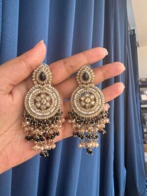 Jasmeen Premium Earrings – Black