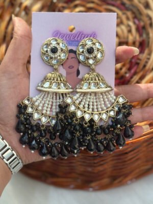 Raveena Kundan Earrings – Black