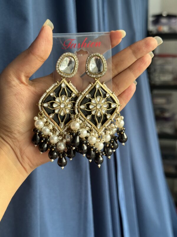 Jasleen Pearl Beauty - Black