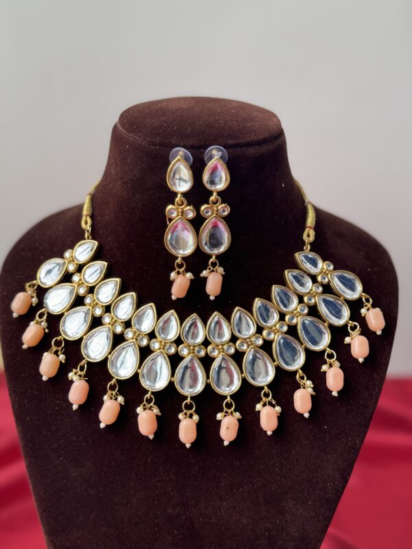 Ameesha Kundan Set - Peach