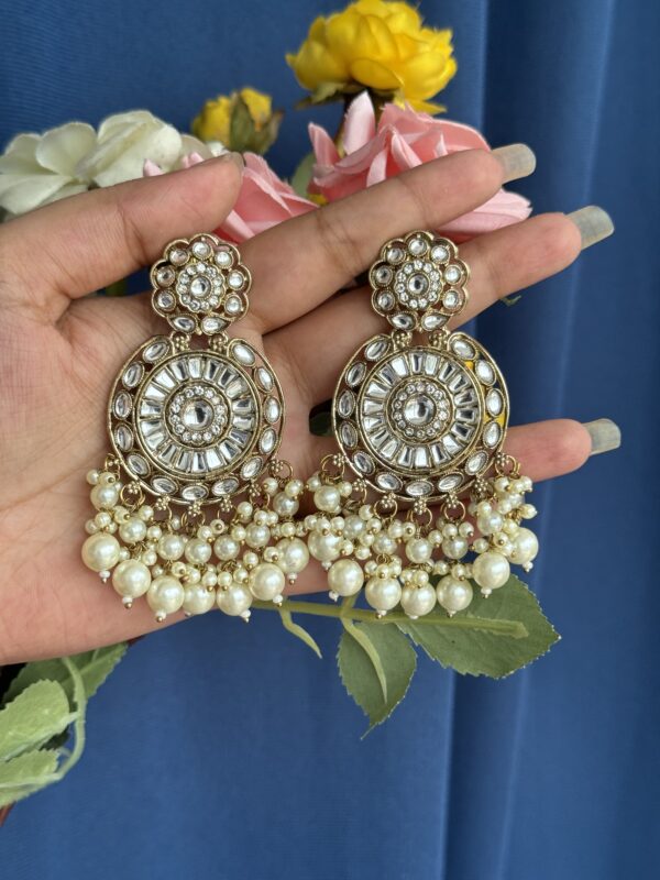 Pavini Crystal Earrings - White