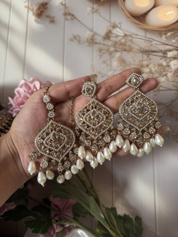 Vedika Premium Kundan Set - White - Image 3