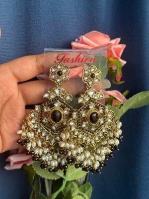 Bharti Kundan Earrings – Black