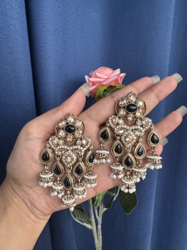 Kamli Kundan Earrings - Black