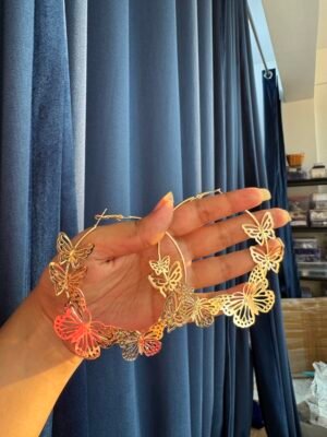 Butterfly Big lightweight Hoops – Golden