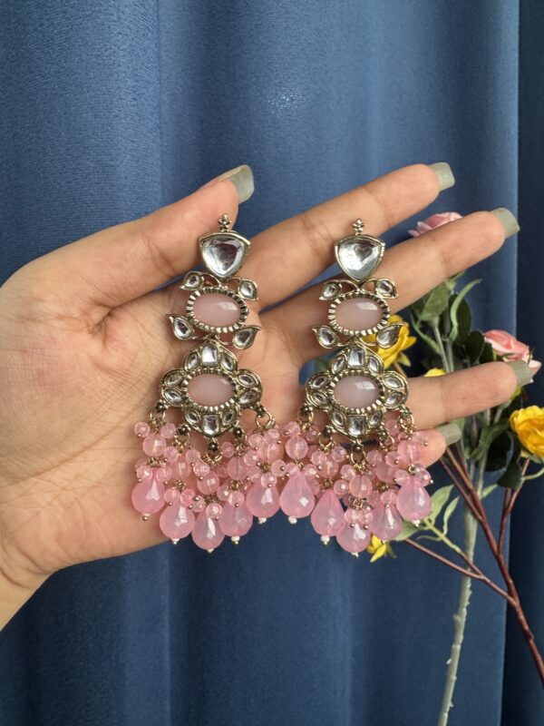 Fathima Sleek Earrings - Light Pink
