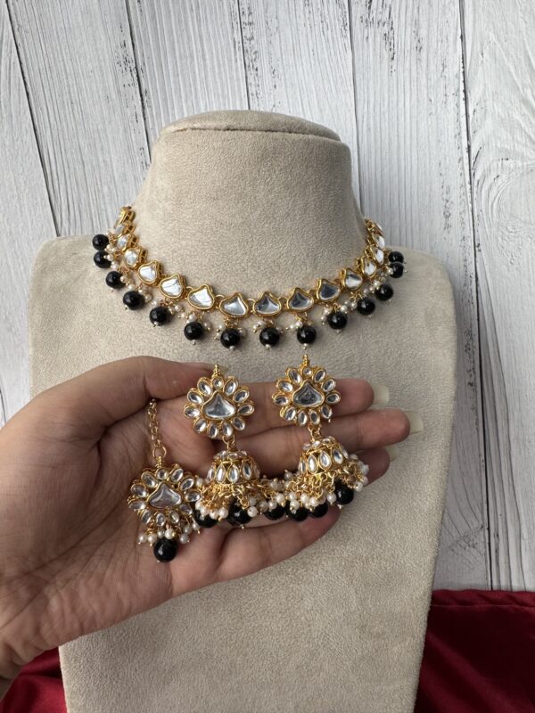 Zarine Kundan Set - Black