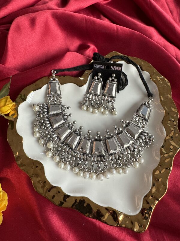 Mirror Choker Set