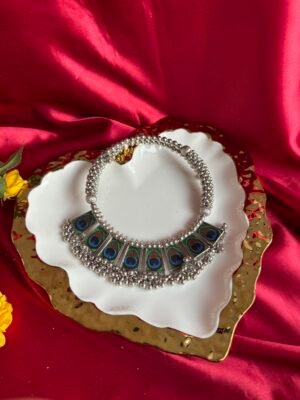 Peacock Choker