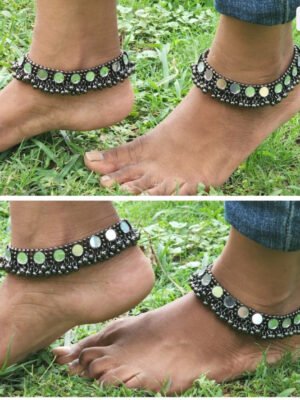 Black Metal Mirror Payal