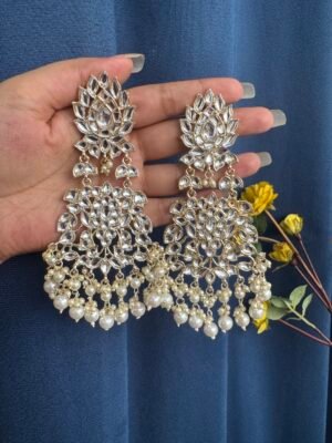 Amaira Kundan Long Earrings – Golden