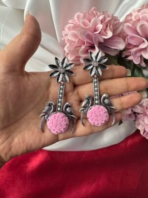 Unique Flower Earrings – Light Pink