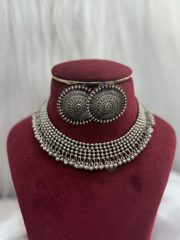 Choker Set