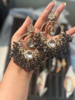Neeti Chandbali – Black