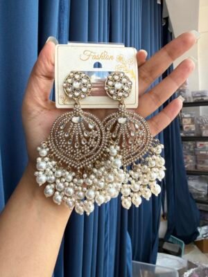 Rhea Premium Earrings – White