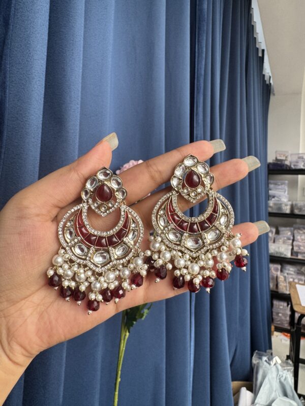 Zoya Chandbali - Red