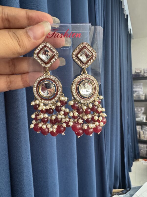 Manjot Lightweight Kundan Earrings - Wine