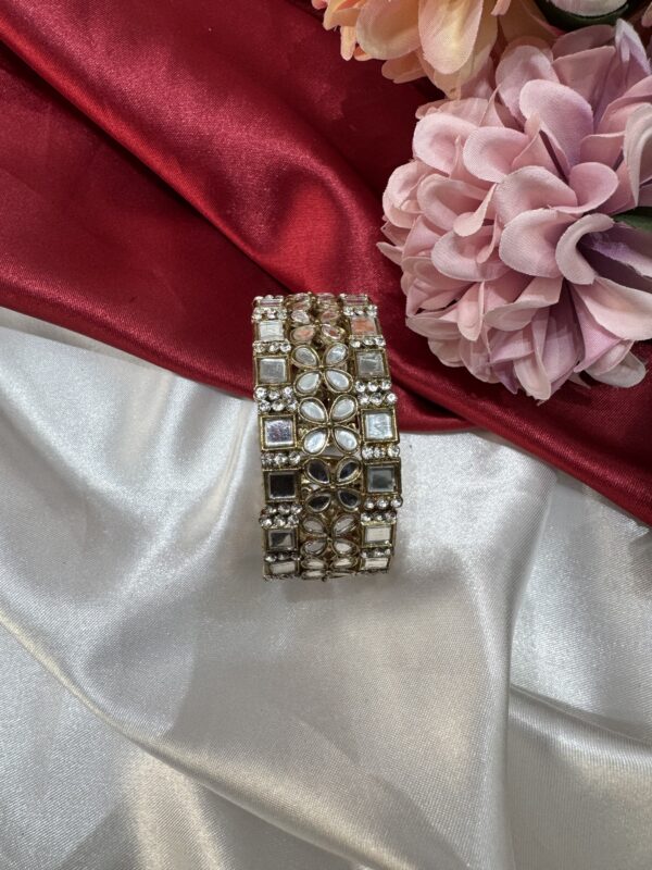 Flower Mirror Mehendi Polish Openable Kada