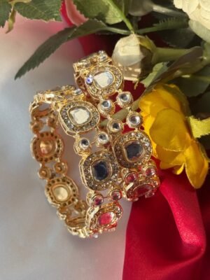 Sudha Golden Kundan Kada