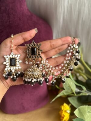 Jasleen Kaan chain Earrings