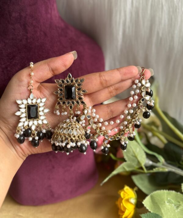 Jasleen Kaan chain Earrings