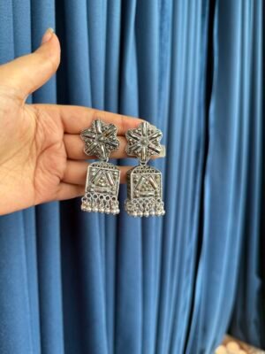 Shaya Jhumka