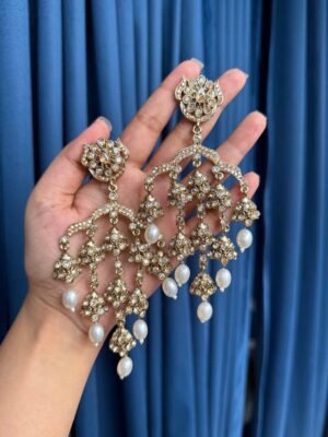 Gowri Kundan Earrings – White