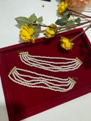 Pearl 5 layer Kaan Chain