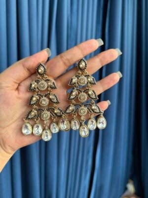 Gulzar Kundan Drops – Black