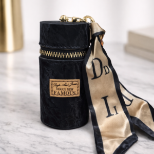 Mini Lipstick Case With Keychain – Black