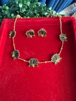 Lotus Set – Black
