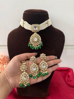 Samaira Kundan Jewellery Set – Green
