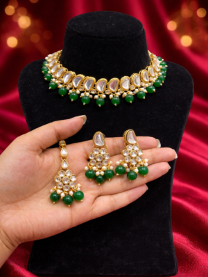 Gulnaar Kundan Choker Set – Dark Green