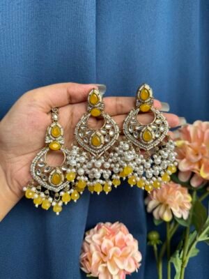 Nehal Premium Mangtika Set – Yellow
