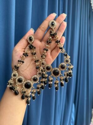 Noori Chandbali – Black