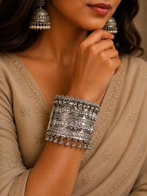 Kashvi Oxidised Silver Tribal Kada