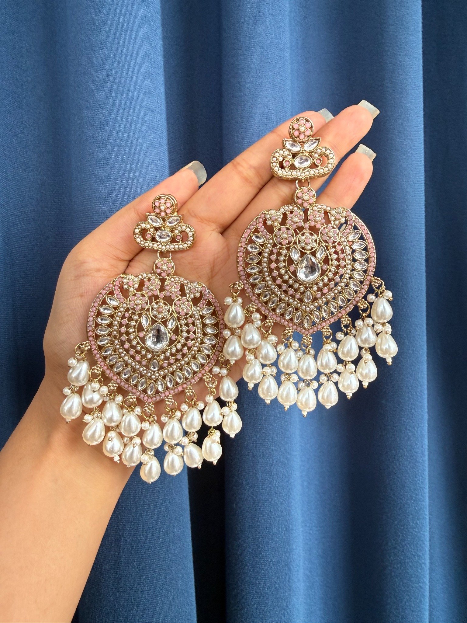 Light Pink Kundan Earrings with pearls