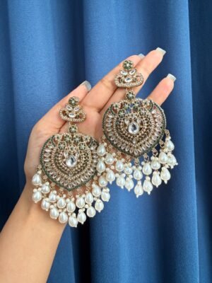 Dark Green Kundan Earrings with pearls