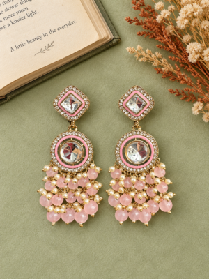 Manjot light pink Kundan earrings pair